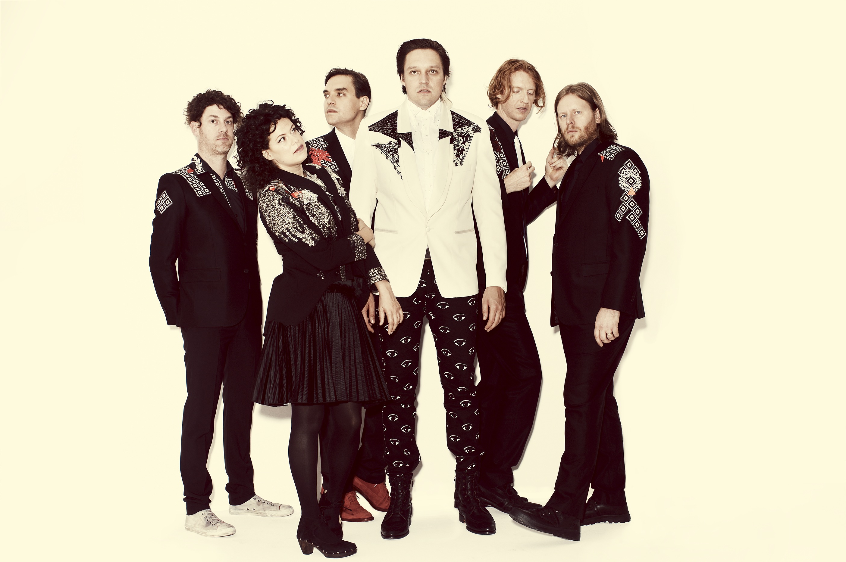 Lánykérés az Arcade Fire-koncert első sorában? Megtörtént! | Az online ...