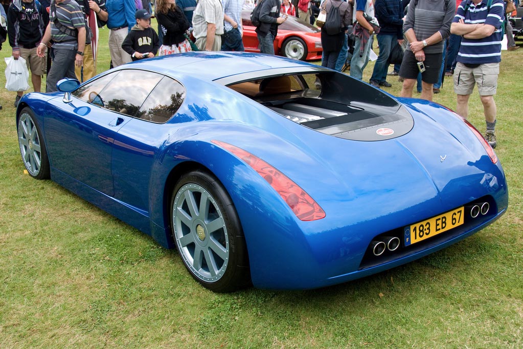 Bugatti 18. Бугатти 1999. Bugatti 18/3 Chiron Concept. Бугатти кинтодиеси. Бугатти 1999 года.