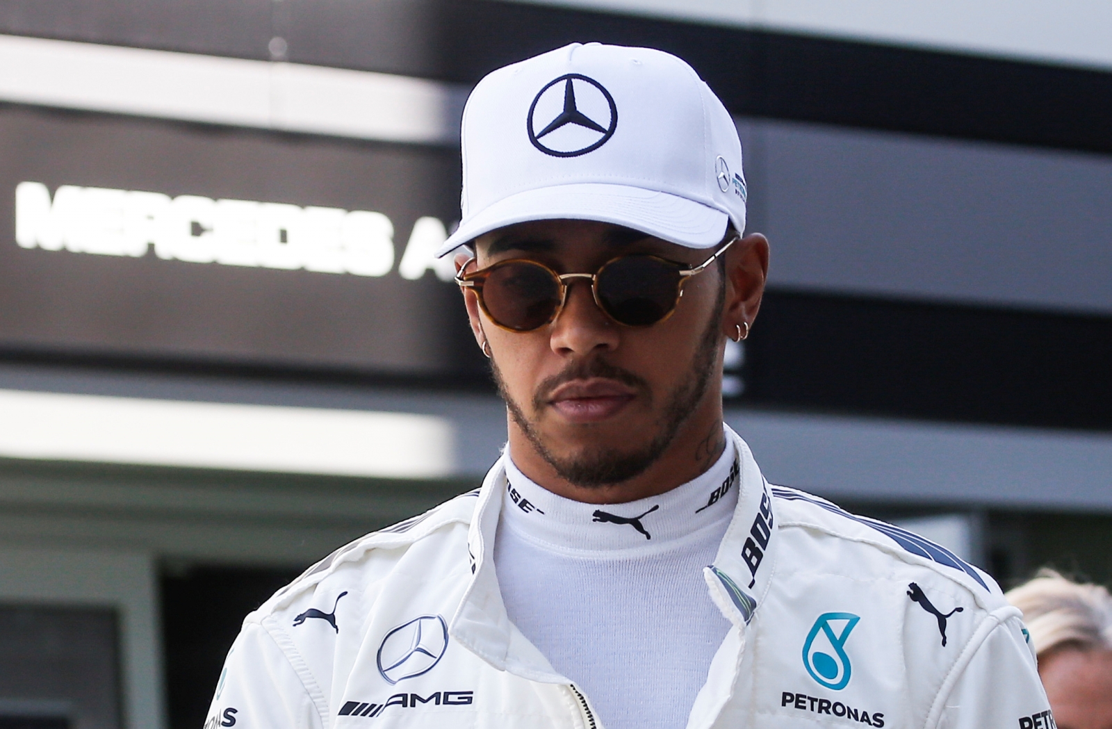 Льюис хэмилтон. Lewis Hamilton. Левис Хамильтон. Lewis Carl Davidson Hamilton. Хэмильтон лысый.