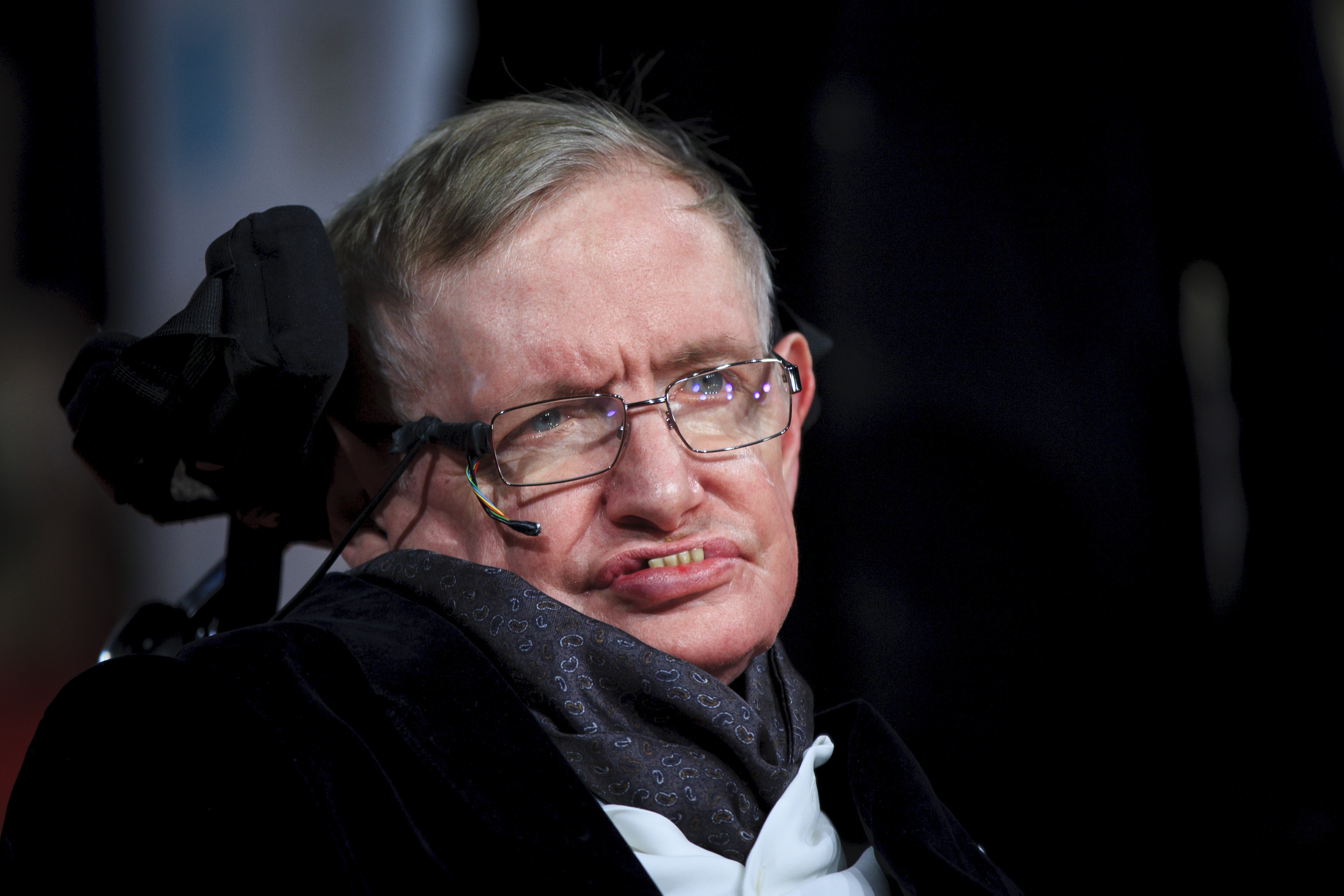 Meghalt Stephen Hawking Az Online Férfimagazin 2143