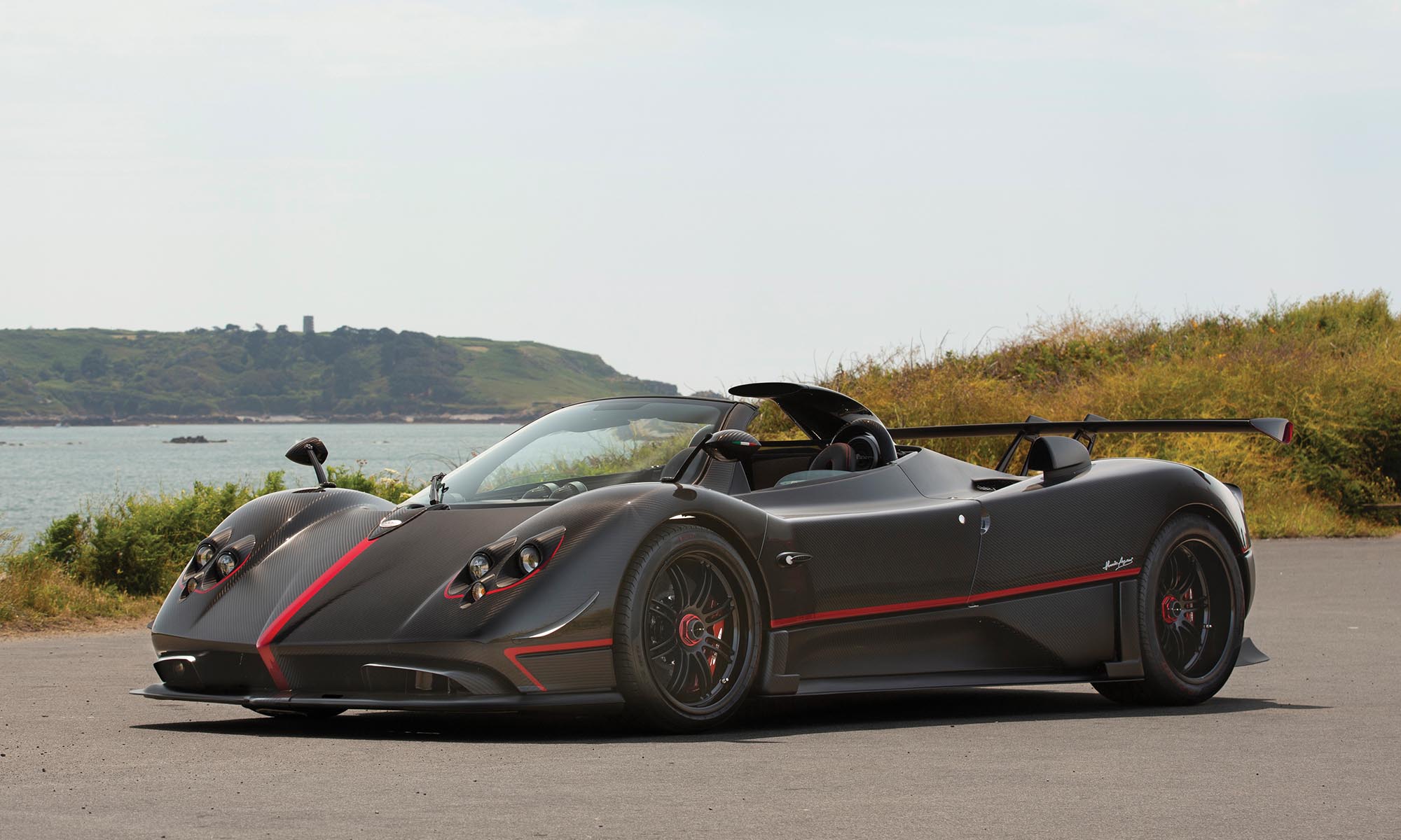 supercar, expensive car, luxury, luxury car, fastest car, speed, Pagani, Zonda, Pagani Zonda Aether, 760 AMG HP, Manual gearbox, youtube, video, rear wing, roof scoop, V12 engine, real car, three pedals, rear tires, cabin, Dhabi auction, Pagani Huayra Roadster BC, Zonda Aether