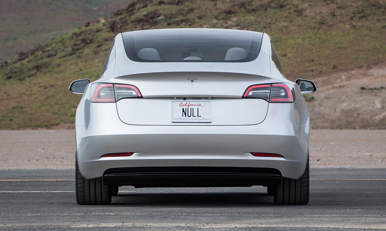 tesla 3