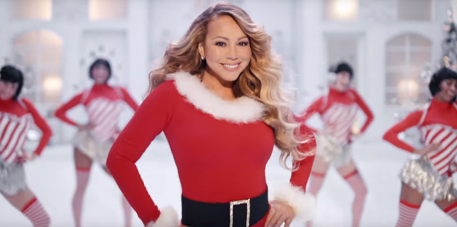 Ha azt hitted, Mariah Carey nem tud még egy bőrt lenyúzni az All I Want