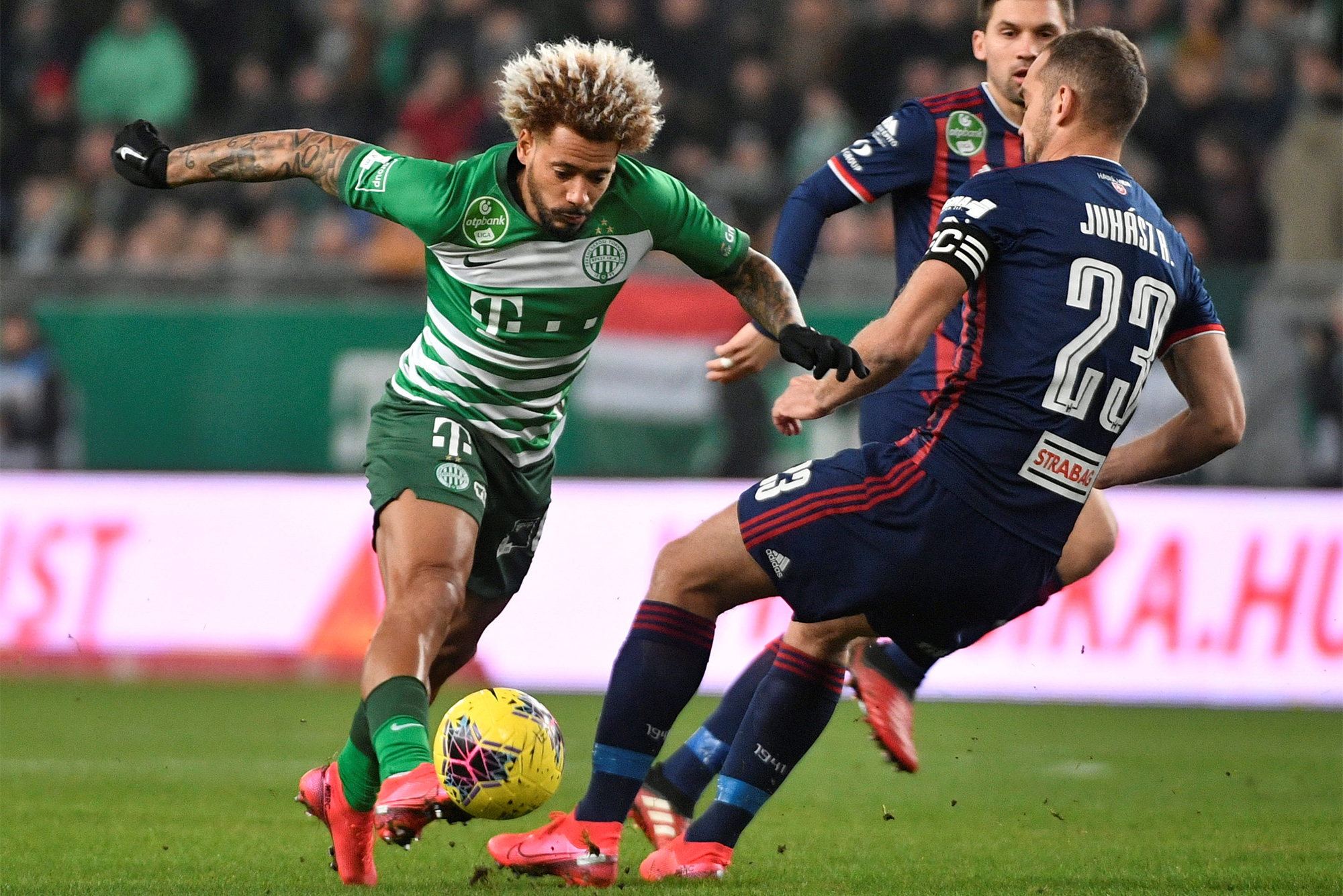 Csak egy góllal nyert a Fradi a Fehérvár ellen, de más szinten focizott