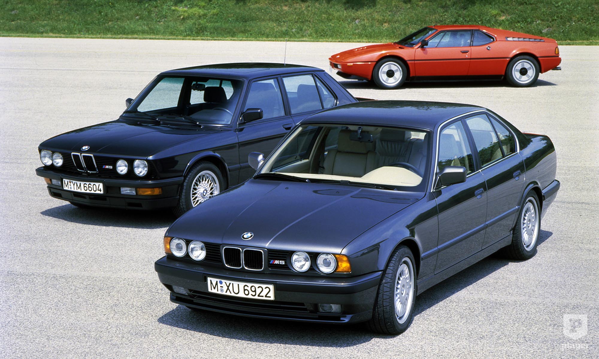 Автомобилей старше 5 лет. BMW m5 1992. БМВ m5 e34. BMW m5 1990. БМВ м5 е34.