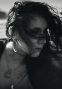 Nessi Gomes / Szeder