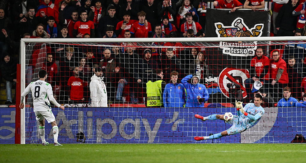 A magyar válogatott kiejtő írek tizenegyesek után estek ki a vb-pótselejtezőben