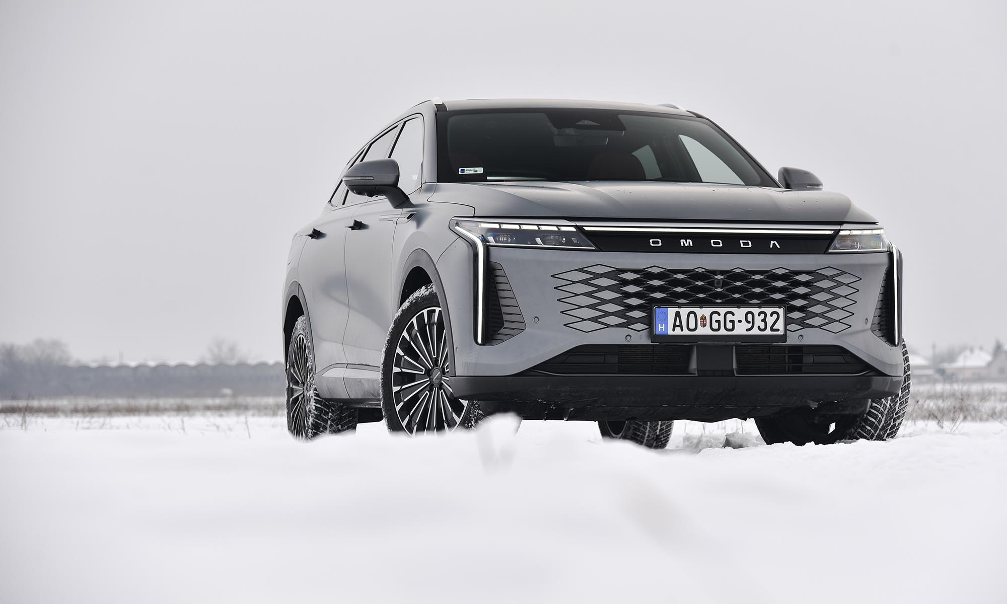 Nem gondolnád, hogy egy kínai autó ilyen is lehet – Omoda 9-teszt Kép