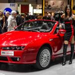 V12-es álmok és csinos lányok: 20 éve őket bámultuk a genfi autószalonon